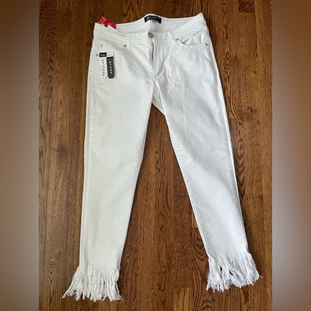 Boom Boom Jeans White Ankle Frayed Hem Jeans